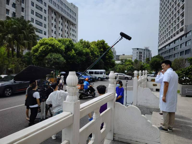 君山区广告片拍摄公司低成本实现高规格制作的诀窍